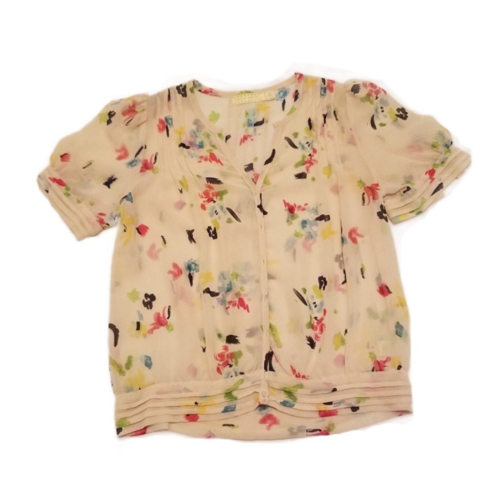 Short sleeve button up top